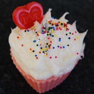 Valentines-Day-Cupcake-Candle