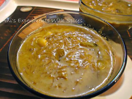 Nolen Gur diye Sewainer Payesh (Vermicelli Pudding With Date Palm Jaggery)