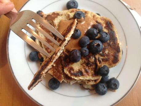 3 ingredient healthy pancakes!