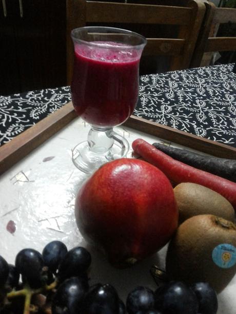 Ruby Red and Green Godess Smoothie-Raw Vegetable and Fruit Juice- Health in a Glass