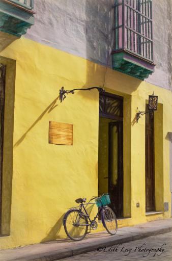 Cuba, Havana, bicycle, building, yellow, street photography, travel photography