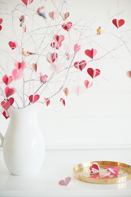 DIY Valentine's Day branch tree