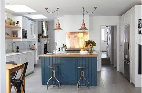 How to incorporate copper in interiors- MiaFleur. Kitchen designed by Blakes London.