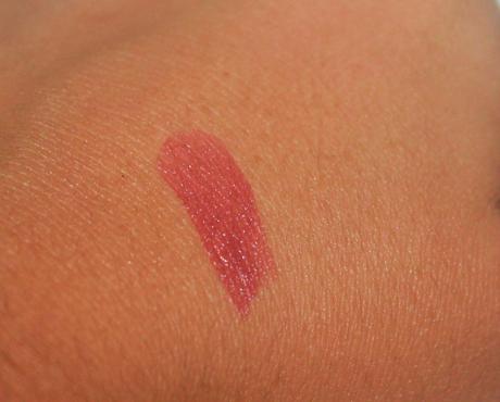 Oriflame The ONE Colour Unlimited Lipstick Shade 'Mocha Intensity': Review, Swatch, LOTD