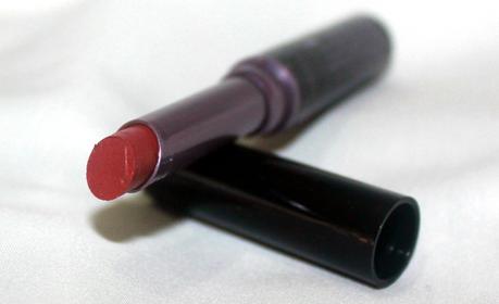 Oriflame The ONE Colour Unlimited Lipstick Shade 'Mocha Intensity': Review, Swatch, LOTD