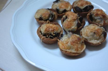 Mushroom Gouda Melt Bites