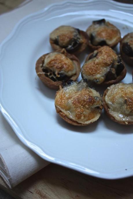 Mushroom Gouda Melt Bites