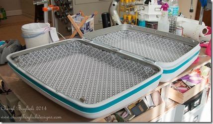 Renovating a Vintage Suitcase Cheryl_Boglioli_DIY_Krylon_vintagesuitcase0054_thumb.jpg