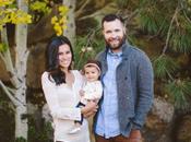 Oregon Christian Blogger Gives Leggings Honor Husband; Sparks International Debate