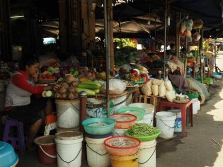 昼下がり,熱暑のホイアン, / Hoi An, daytime, in scorching heat P9140348