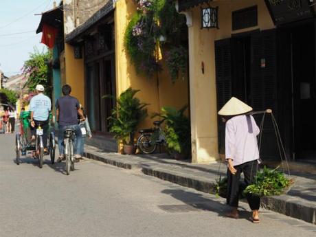 昼下がり,熱暑のホイアン, / Hoi An, daytime, in scorching heat P9130109