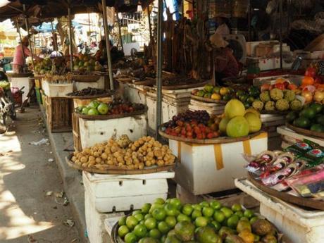 昼下がり,熱暑のホイアン, / Hoi An, daytime, in scorching heat P9140356