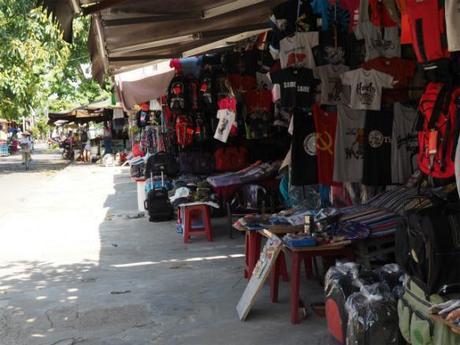昼下がり,熱暑のホイアン, / Hoi An, daytime, in scorching heat P9140354