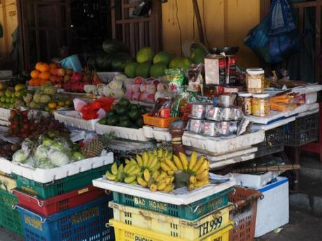 昼下がり,熱暑のホイアン, / Hoi An, daytime, in scorching heat P9140338