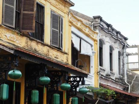昼下がり,熱暑のホイアン, / Hoi An, daytime, in scorching heat P9130114