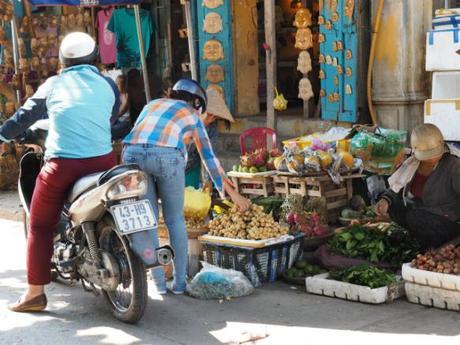 昼下がり,熱暑のホイアン, / Hoi An, daytime, in scorching heat P9130031
