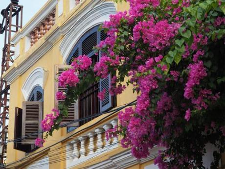 昼下がり,熱暑のホイアン, / Hoi An, daytime, in scorching heat P9130120