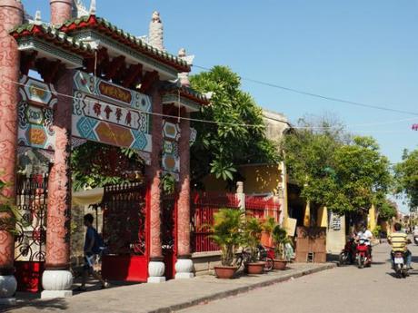 昼下がり,熱暑のホイアン, / Hoi An, daytime, in scorching heat P9130048