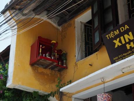 昼下がり,熱暑のホイアン, / Hoi An, daytime, in scorching heat P9140331