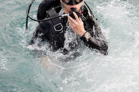 Zelos: A watch built to withstand 3000m of crushing water resistance Zelos Watches