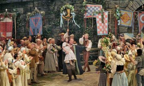 Michael Volle as Hans Sachs in Die Meistersinger (Ken Howard / Met Opera)