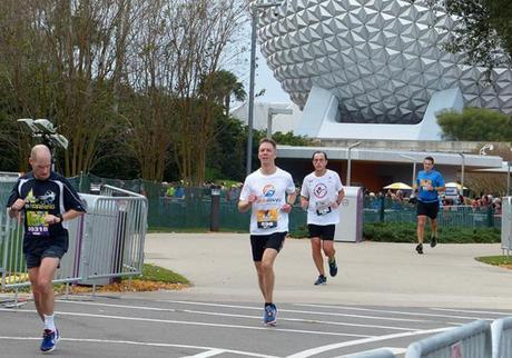 Mike Sohaskey approaching Walt Disney World Marathon finish line