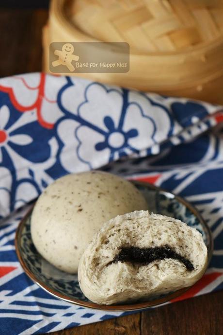 black sesame steamed buns with homemade black sesame paste