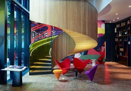 citizenm-london-stairs