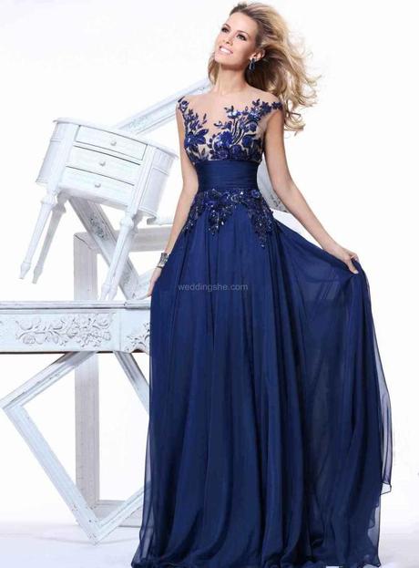 Stand Out With These Luxurious Evening Dresses