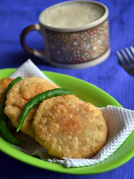 pyaz ki kachori - onion kachori - snack recipes