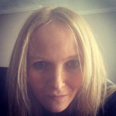 Oz Naturals Facial serum