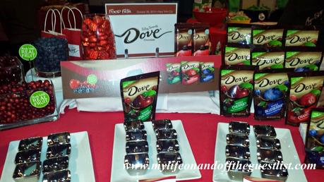 Snack Healthy Valentine's Day and Beyond w/ DOVE Fruit Dipped In Dark Chocolate