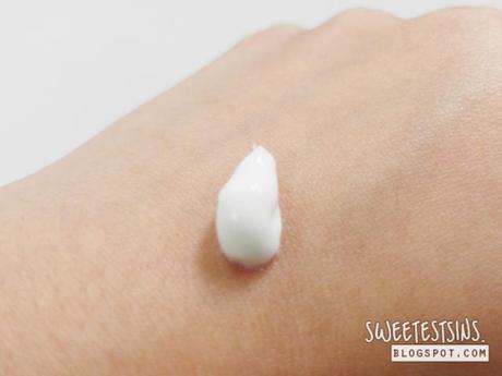 Neostrata Facial Cleanser and Triple Firming Neck Cream review Neostrata Triple Firming Neck Cream swatch