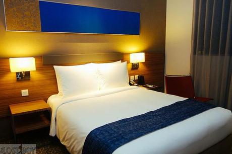 Holiday Inn Express Bangkok Sathorn: A Hip, Affordable Hotel