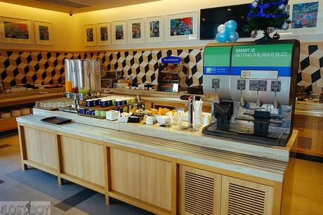 Holiday Inn Express Bangkok Sathorn: A Hip, Affordable Hotel