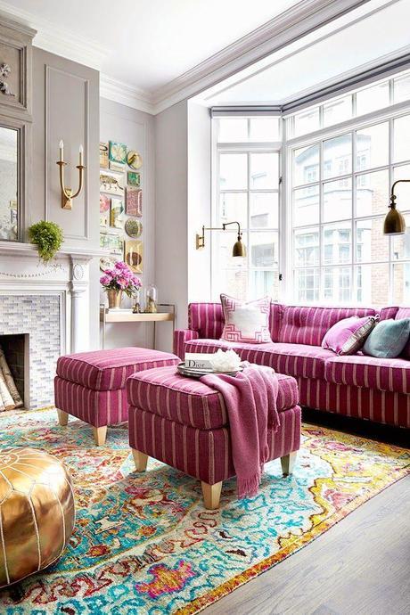 I instantly fell in love when Ashlina shared this chic Manhattan home on The Decorista! The West...
