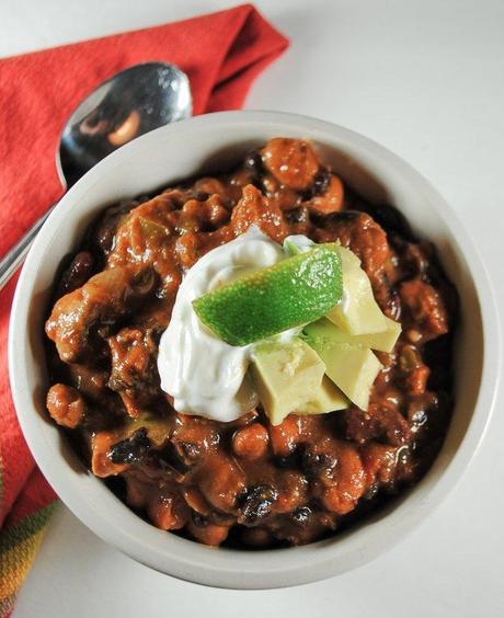 Slow Cooker Three Bean Chicken Chili for a Crowd