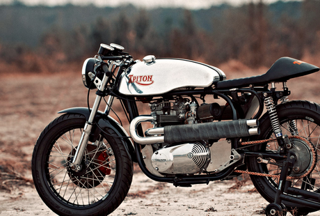 10+ Photos of Bikes, Cars & Women… Because why not? #26