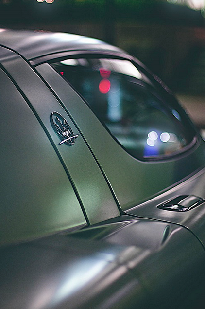 10+ Photos of Bikes, Cars & Women… Because why not? #26