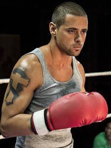 TV Review: Arrow, “Uprising” (S3,Ep12) – Arrow’s Dark Knight Rises Problem TV Review: Arrow, “Uprising” (S3,Ep12) – Arrow’s Dark Knight Rises Problem