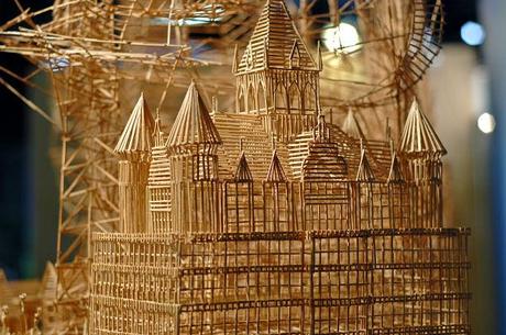 One Man, 100 000 Toothpicks and 35 Years: An Amazing Sculpture of San Francisco
