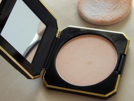 Simple Pleasures: Revlon Touch and Glow Moisturizing Powder Compact in Ivory Matte