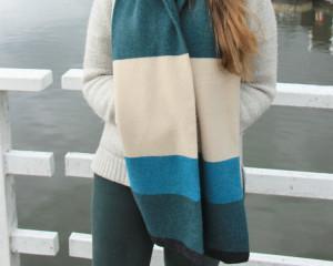 Scarf-Marine lucy donnell