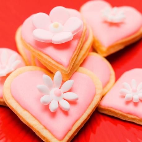 How To Make Marzipan Topped Heart Biscuits
