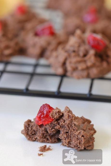 Biscuit Samprit / Biskut Ceri / Nyonya cherry cookies