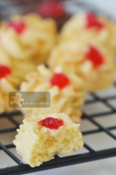 Biscuit Samprit / Biskut Ceri / Nyonya cherry cookies