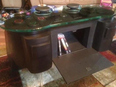 playstation-table-2