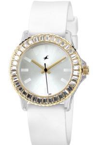 Indulge in the biggest watch sale ever at Jabong.com!