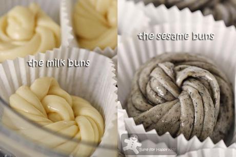 Silky Soft Milk / Nutty Black Sesame Chinese Flower Steamed Buns 牛奶花卷 / 黑芝麻花卷 Silky Soft Milk / Nutty Black Sesame Chinese Flower Steamed Buns 牛奶花卷 / 黑芝麻花卷