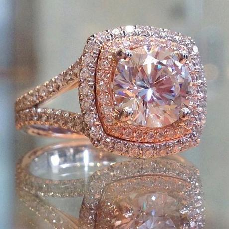 Rose Gold Halo engagement ring